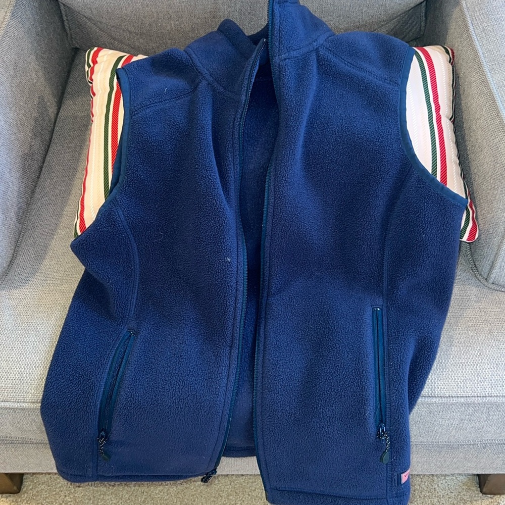 Vineyard Vines navy blue fleece vest, women's size small